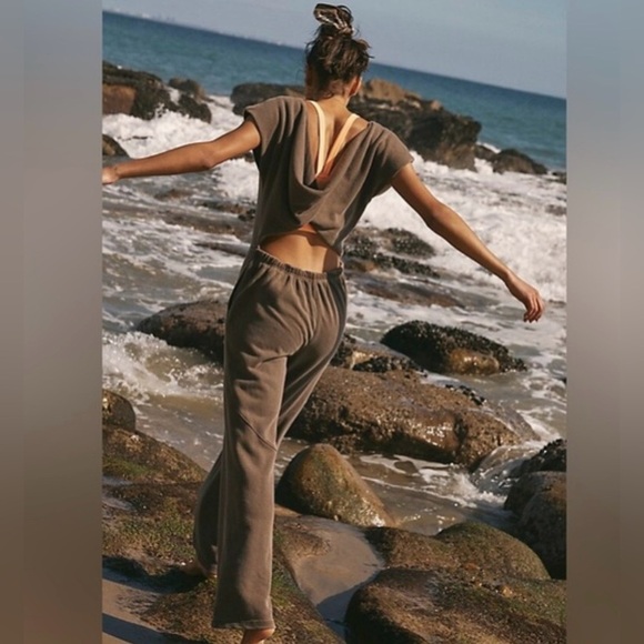 free people movement Pants - Free People Movement|Free spirit one piece,brown open back jumpsuit;flare leg•••